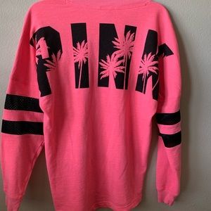 Hot Pink VS Pink Crew